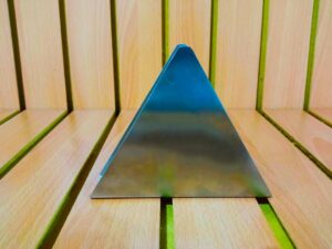 Servilletero triangular acero inoxidable.